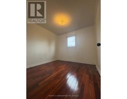 Living room - Main 48 Marchwood Crescent, Richmond Hill, ON L4C8M4 Photo 10