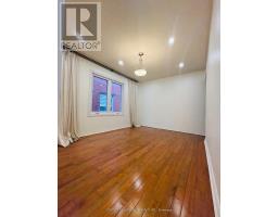 Bedroom - Main 48 Marchwood Crescent, Richmond Hill, ON L4C8M4 Photo 11