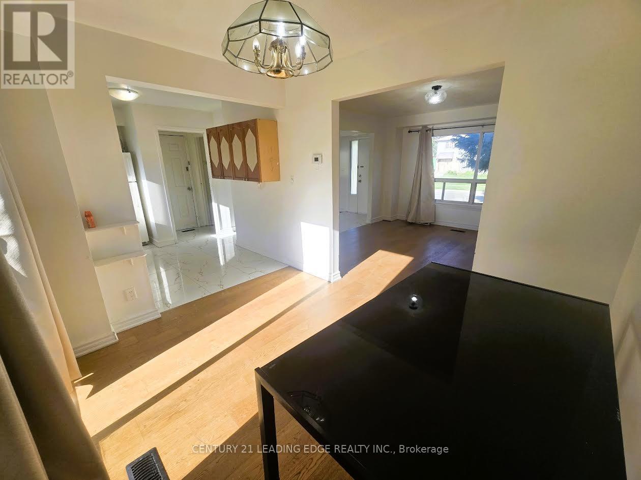 5 Murison Boulevard — photo 12