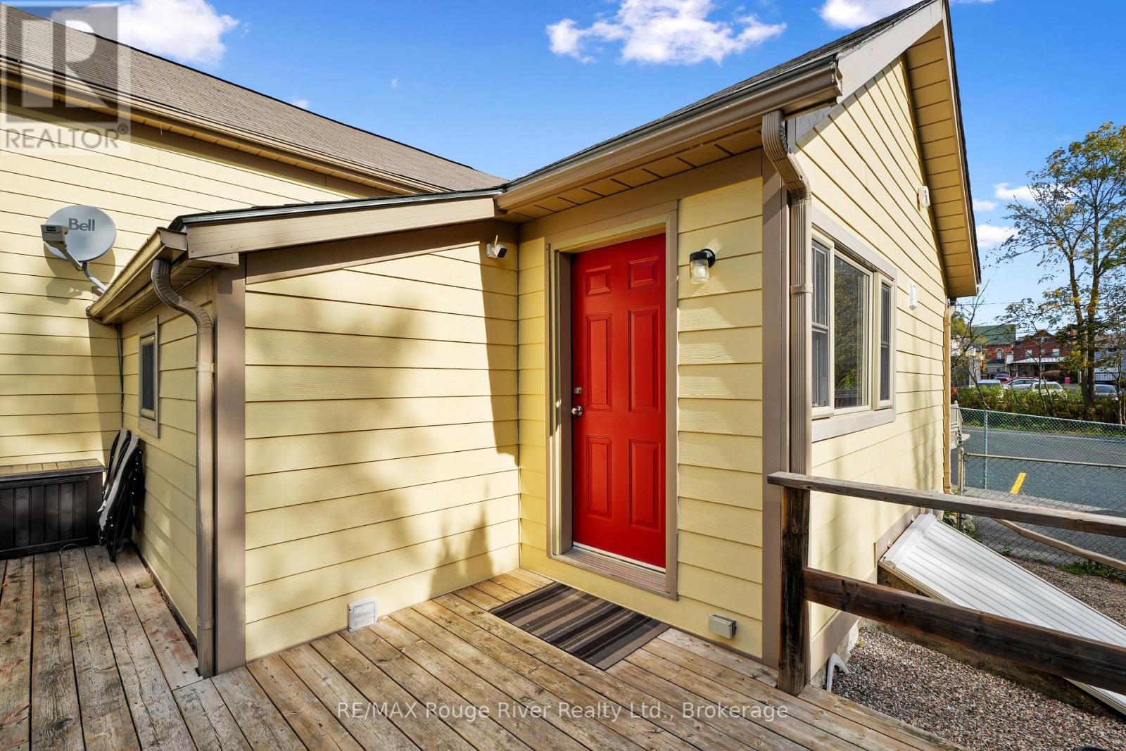 27 BUCK STREET - 39