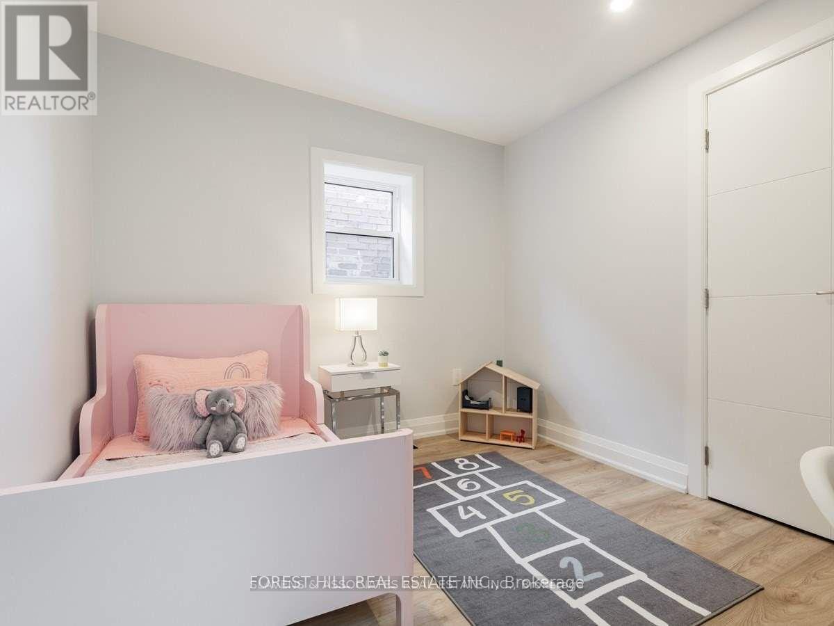 116 Armstrong Avenue — photo 20