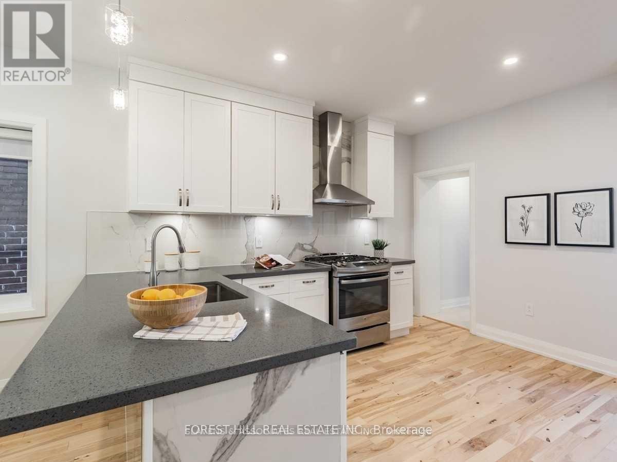116 Armstrong Avenue — photo 8