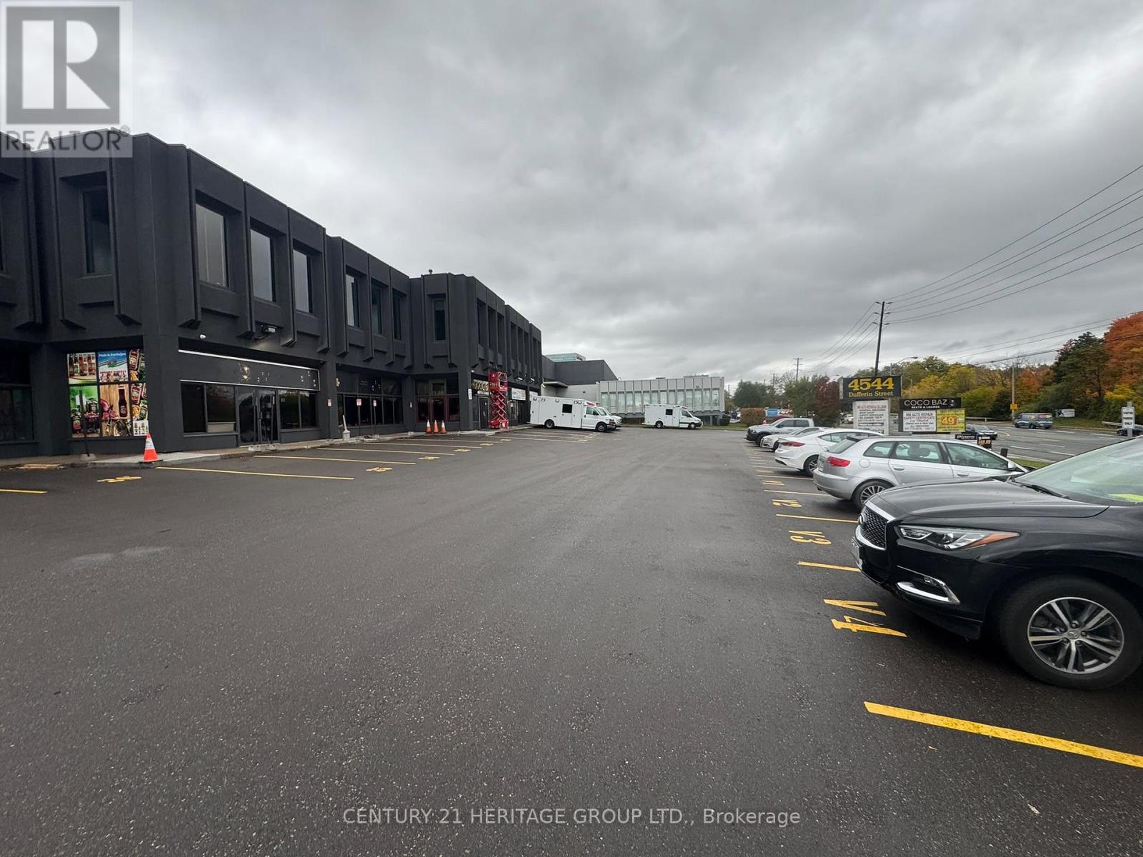 20 & 21 - 4544 DUFFERIN STREET, Toronto (York University Heights) Ontario
