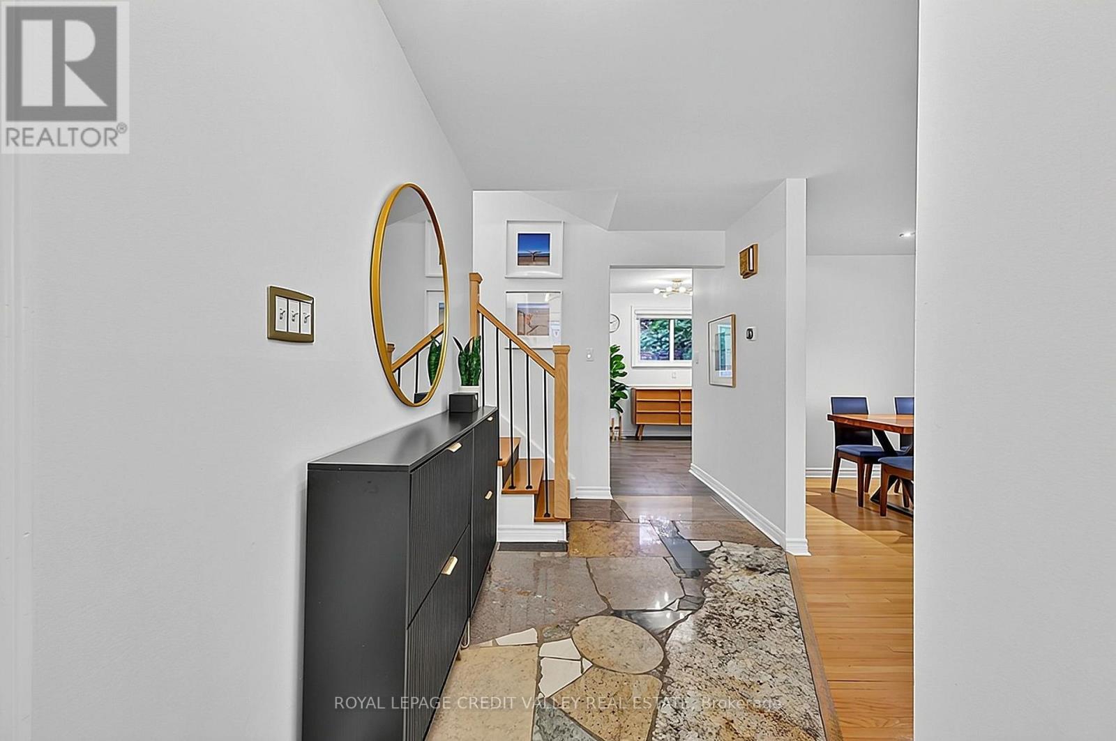 27 Castlemore Drive, Brampton, ON photo 11