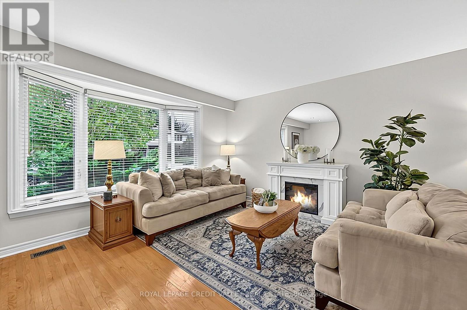 27 Castlemore Drive, Brampton, ON photo 14