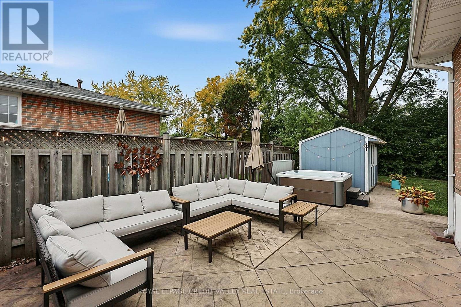 27 Castlemore Drive, Brampton, ON photo 46