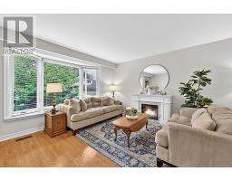 27 Castlemore Drive, Brampton, ON L6W2V9 Photo 14