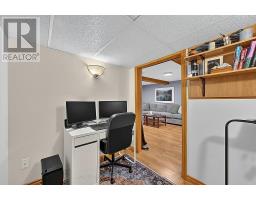 27 Castlemore Drive, Brampton, ON L6W2V9 Photo 36