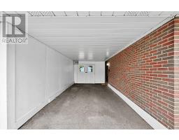 Bedroom 3 - 27 Castlemore Drive, Brampton, ON L6W2V9 Photo 6