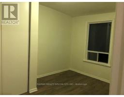 52a Rockcliffe Boulevard, Toronto, ON M6N4R5 Photo 9