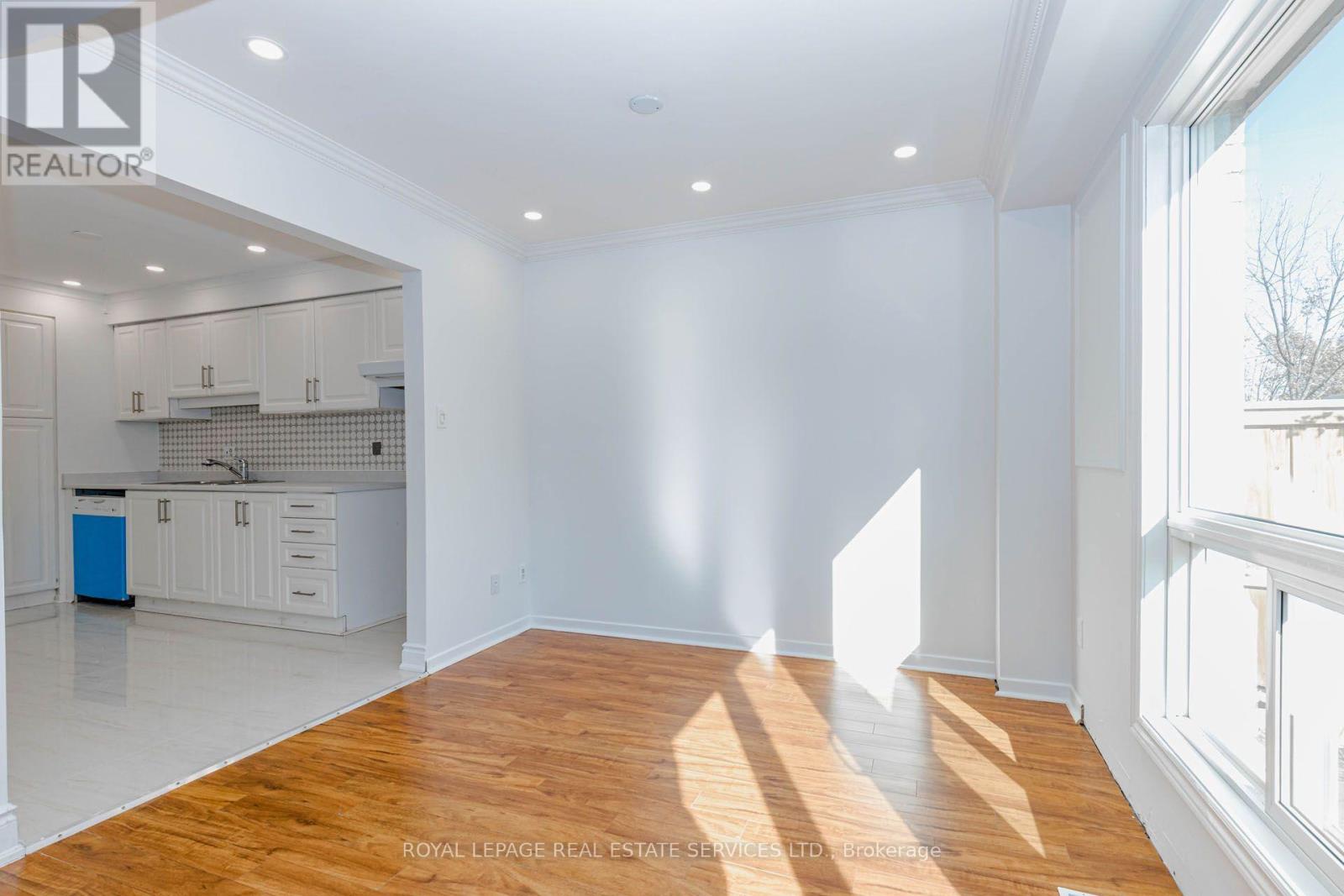 15 HUSON COURT - 13