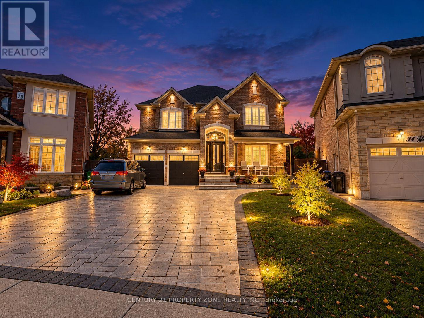 32 YOUNG GARDEN CRESCENT - 1