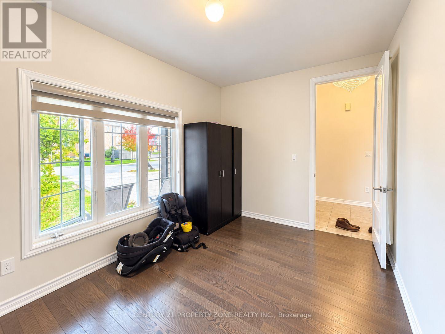 32 Young Garden Crescent, Brampton, ON photo 24