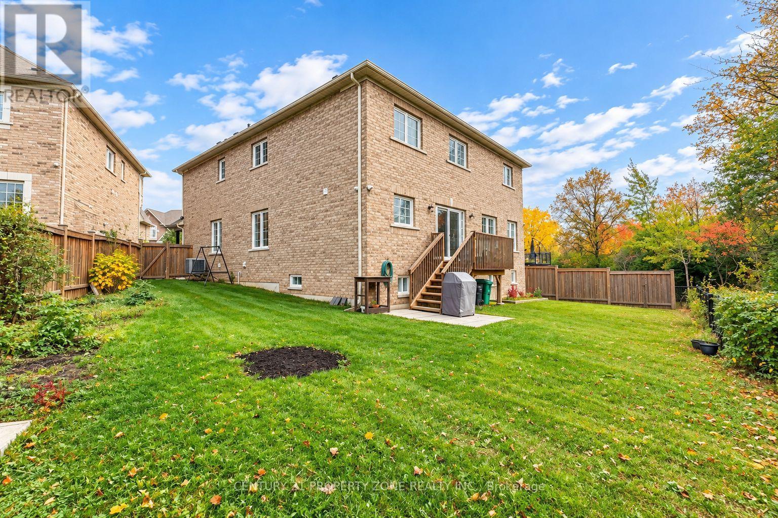 32 Young Garden Crescent, Brampton, ON photo 36
