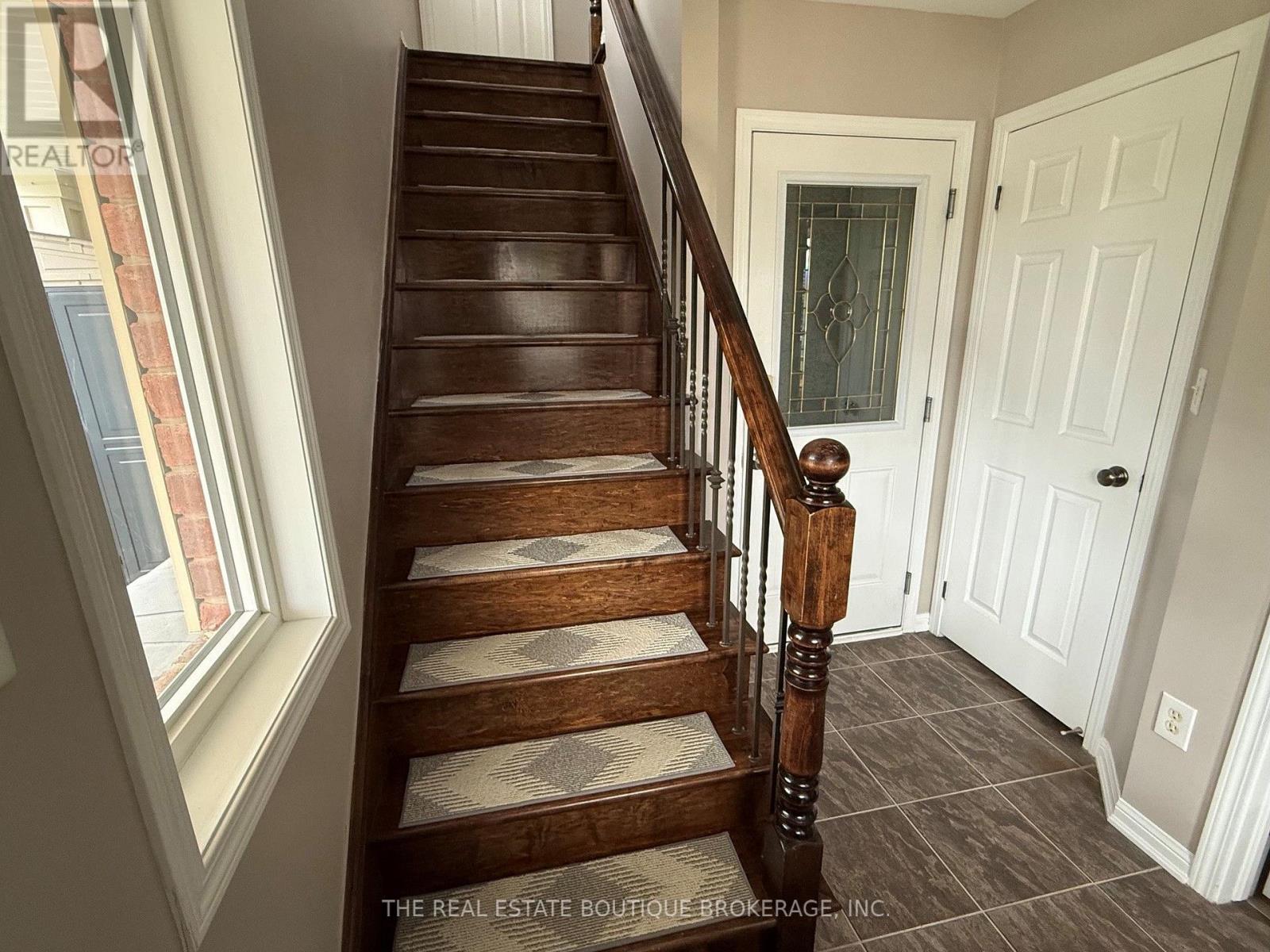 3185 Walkers Line, Burlington, ON photo 20