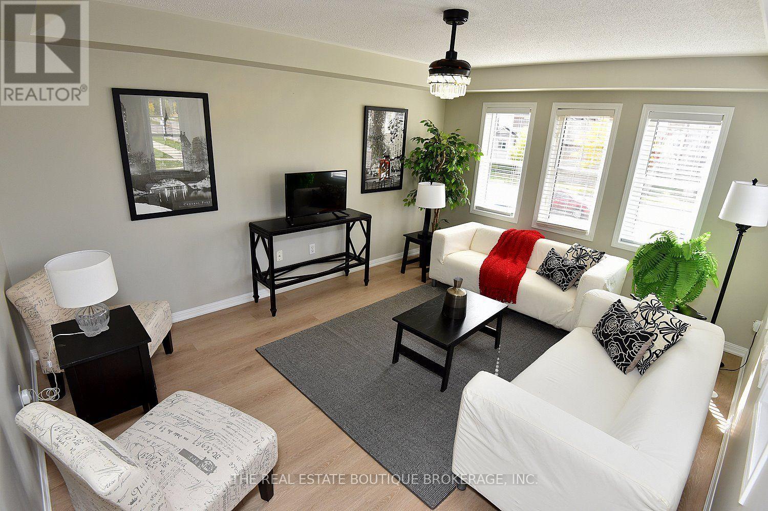 3185 Walkers Line, Burlington, ON photo 22
