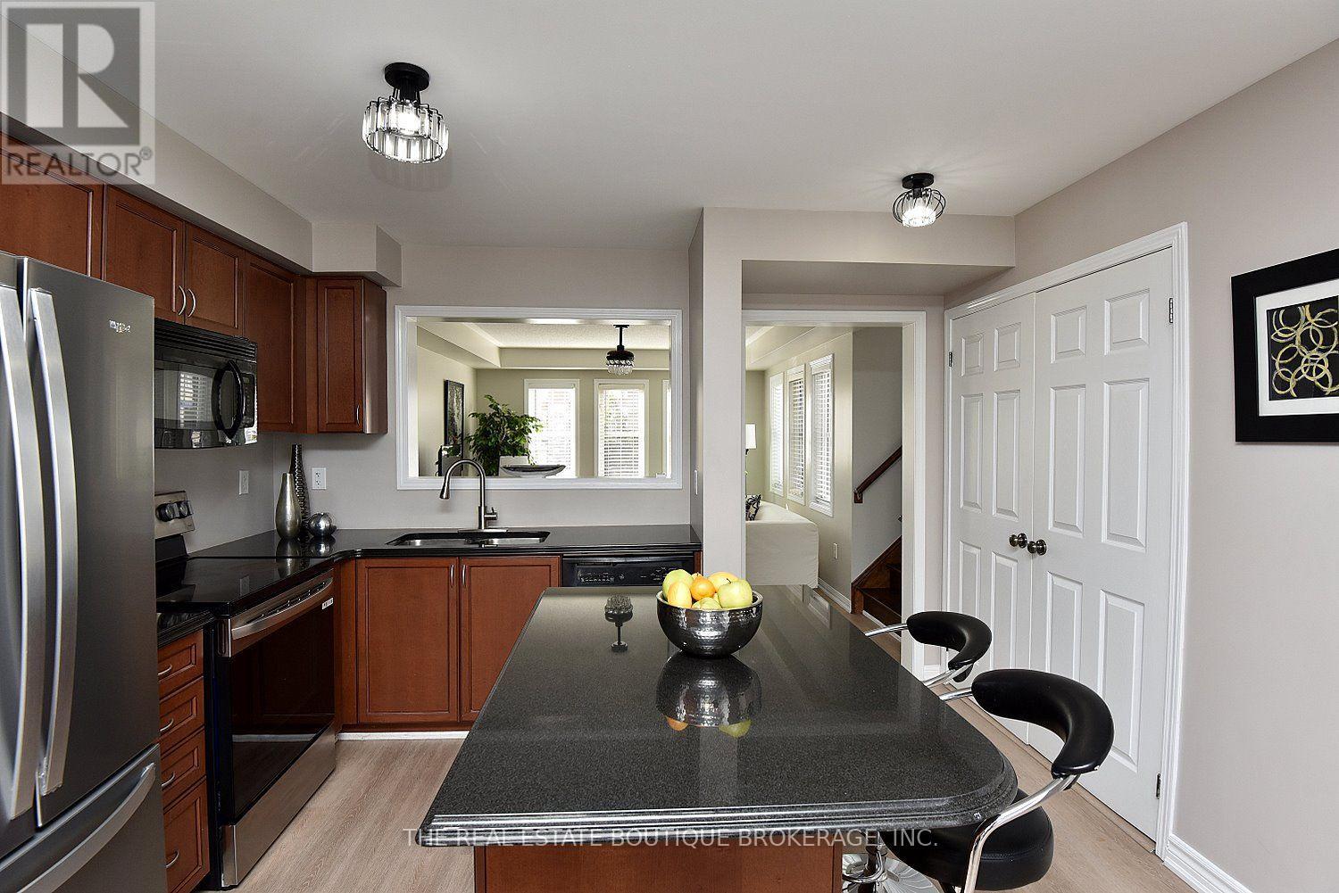 3185 Walkers Line, Burlington, ON photo 26