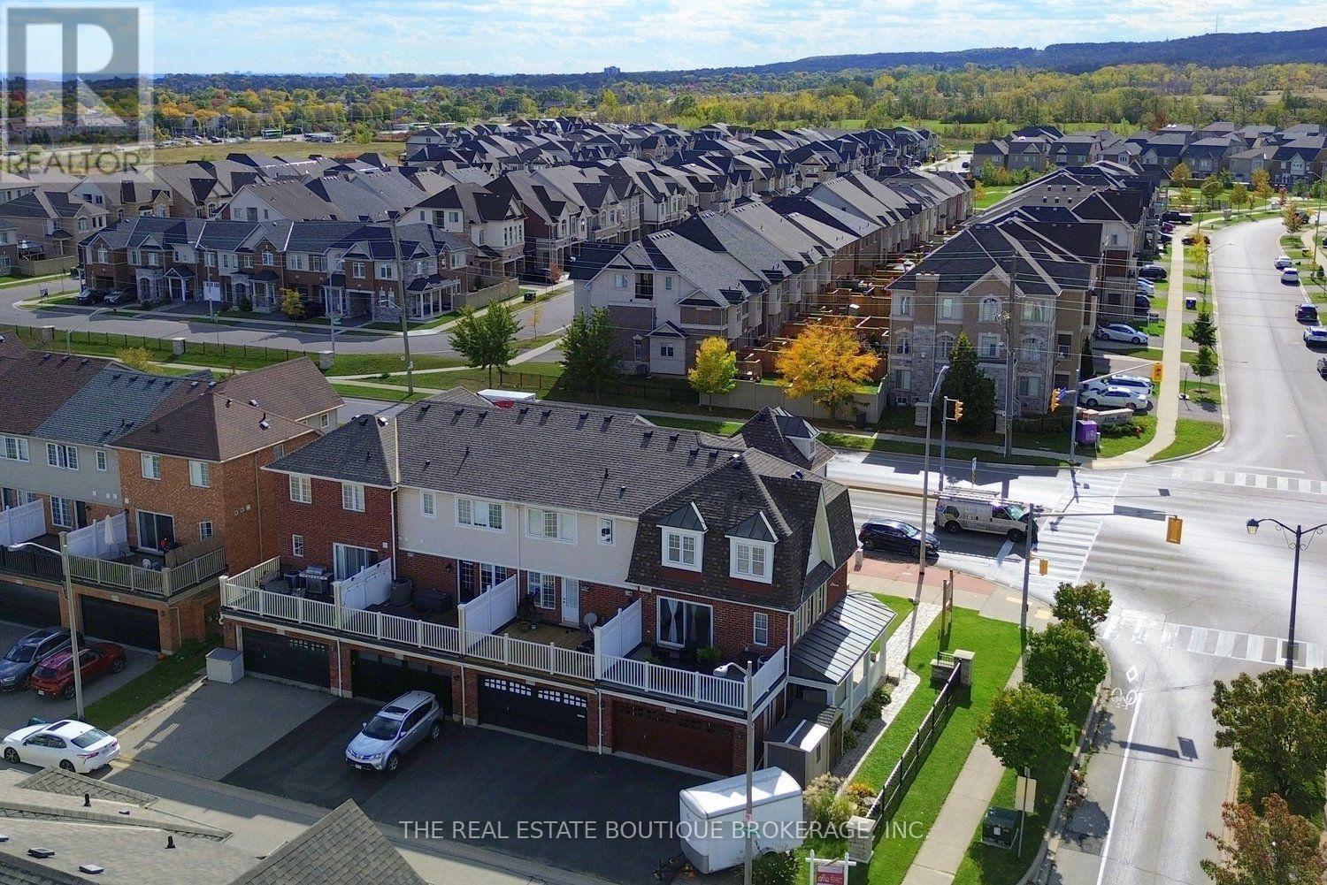 3185 Walkers Line, Burlington, ON photo 46