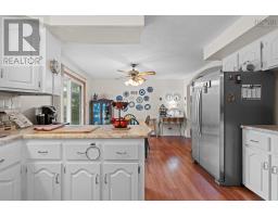 5pc Bathroom - 19 Harmony Road, Salmon River, NS B2N4X9 Photo 6
