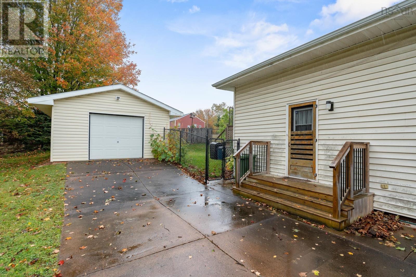 19 Harmony Road - 37