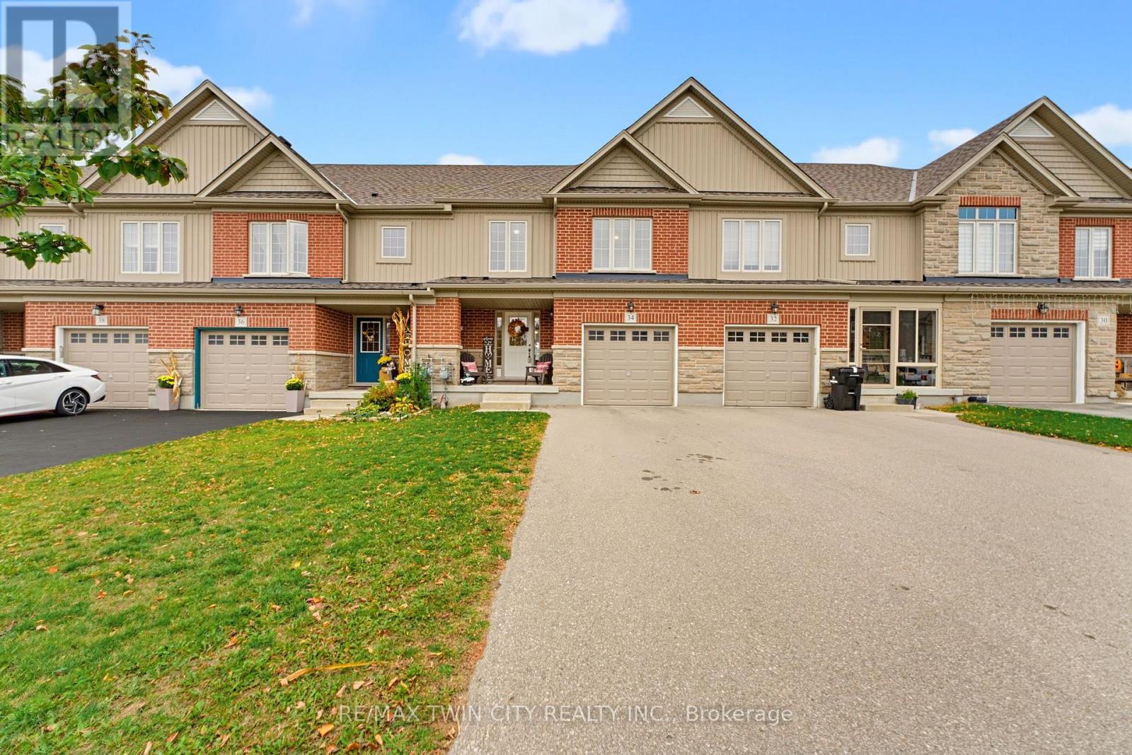 34 FREER DRIVE — photo 2