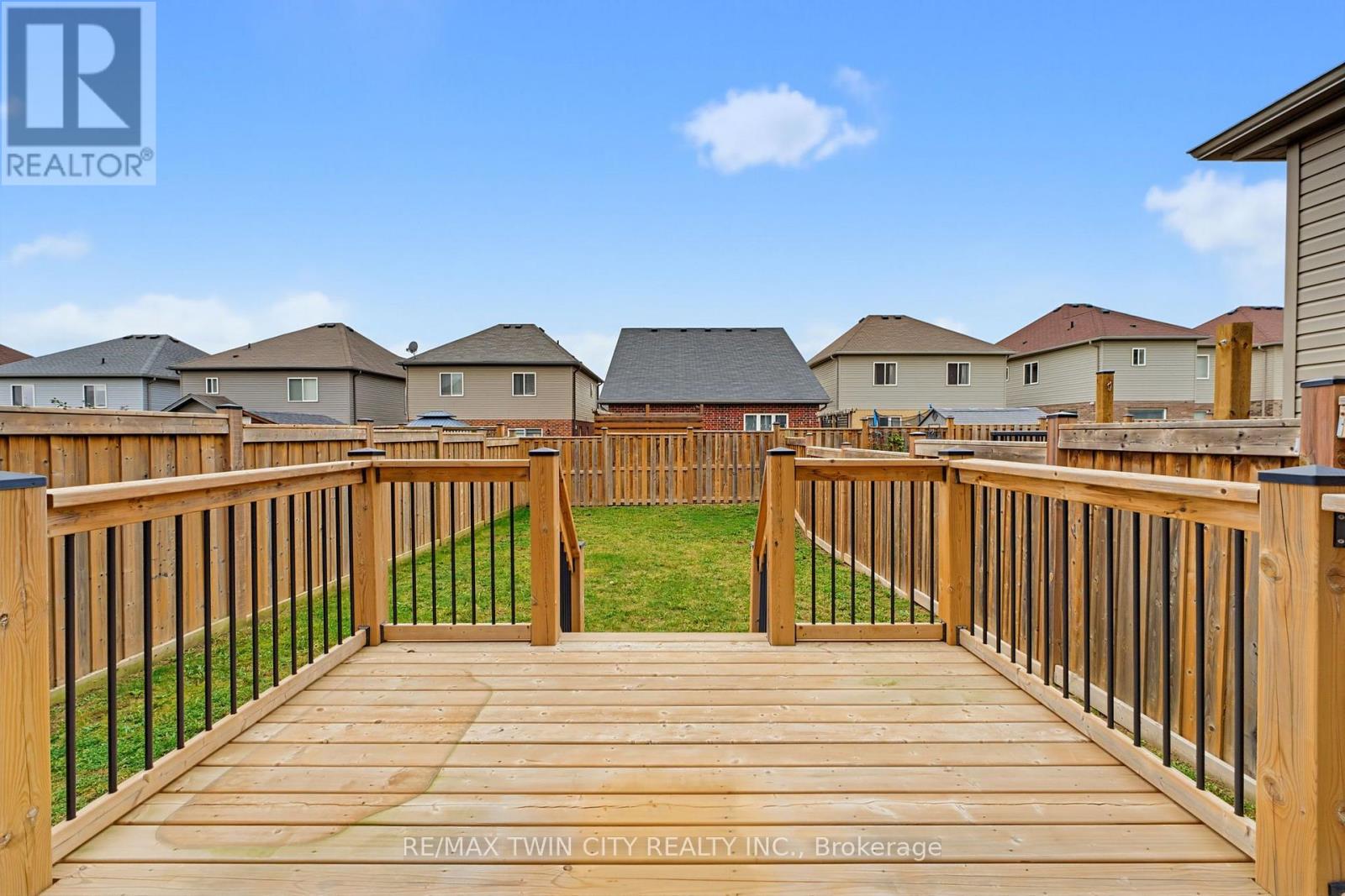 34 Freer Drive, North Dumfries, ON photo 20