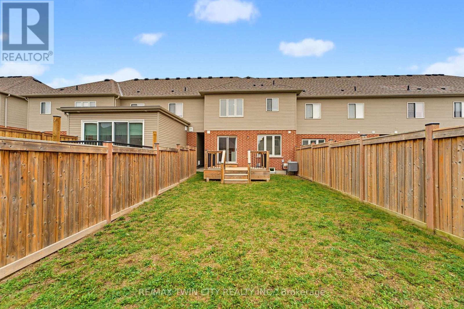 34 Freer Drive, North Dumfries, ON photo 22