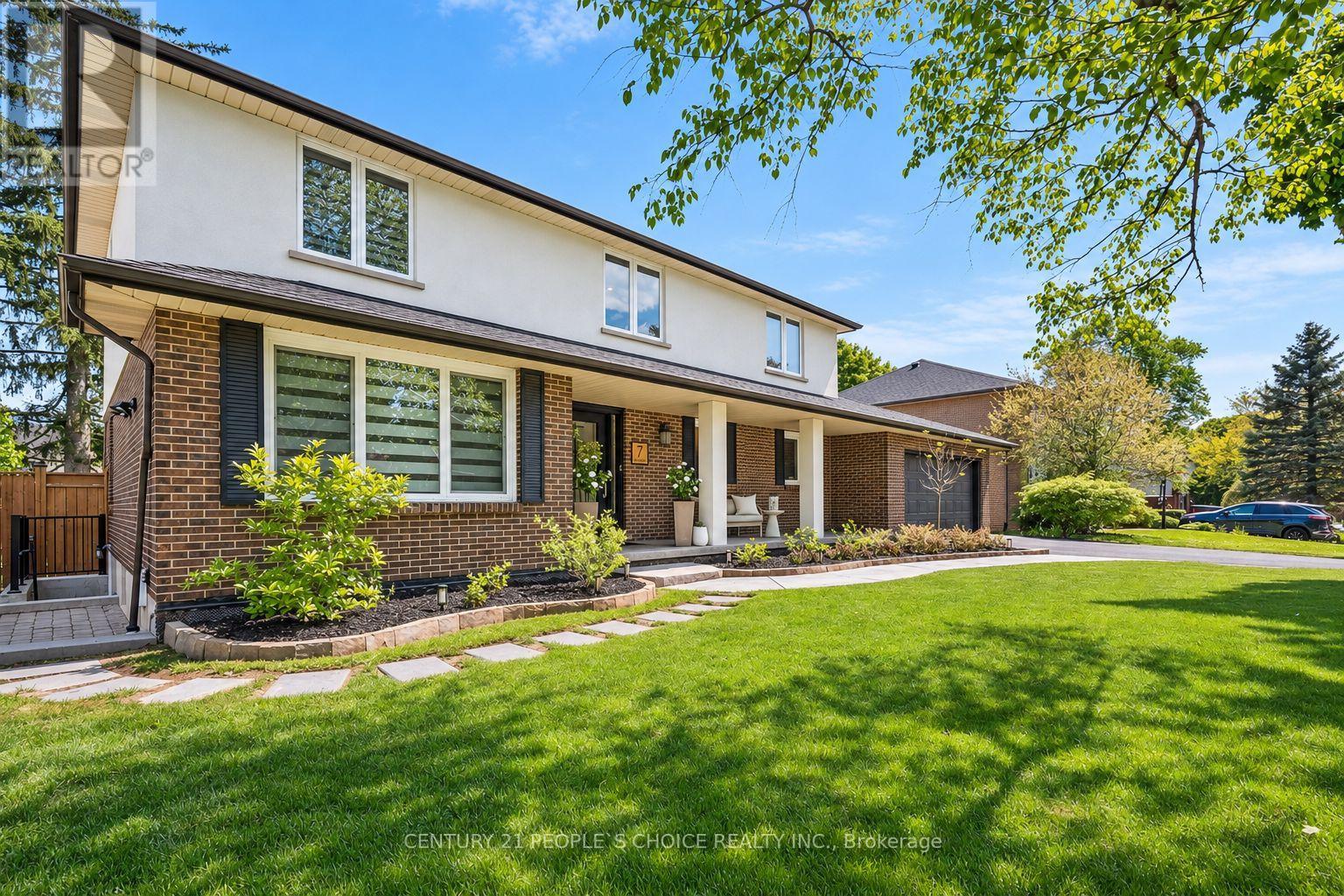7 Carl Crescent, Hamilton, ON photo 2