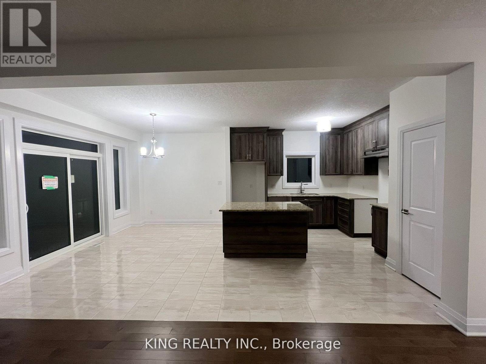 27 Carina Street — photo 18