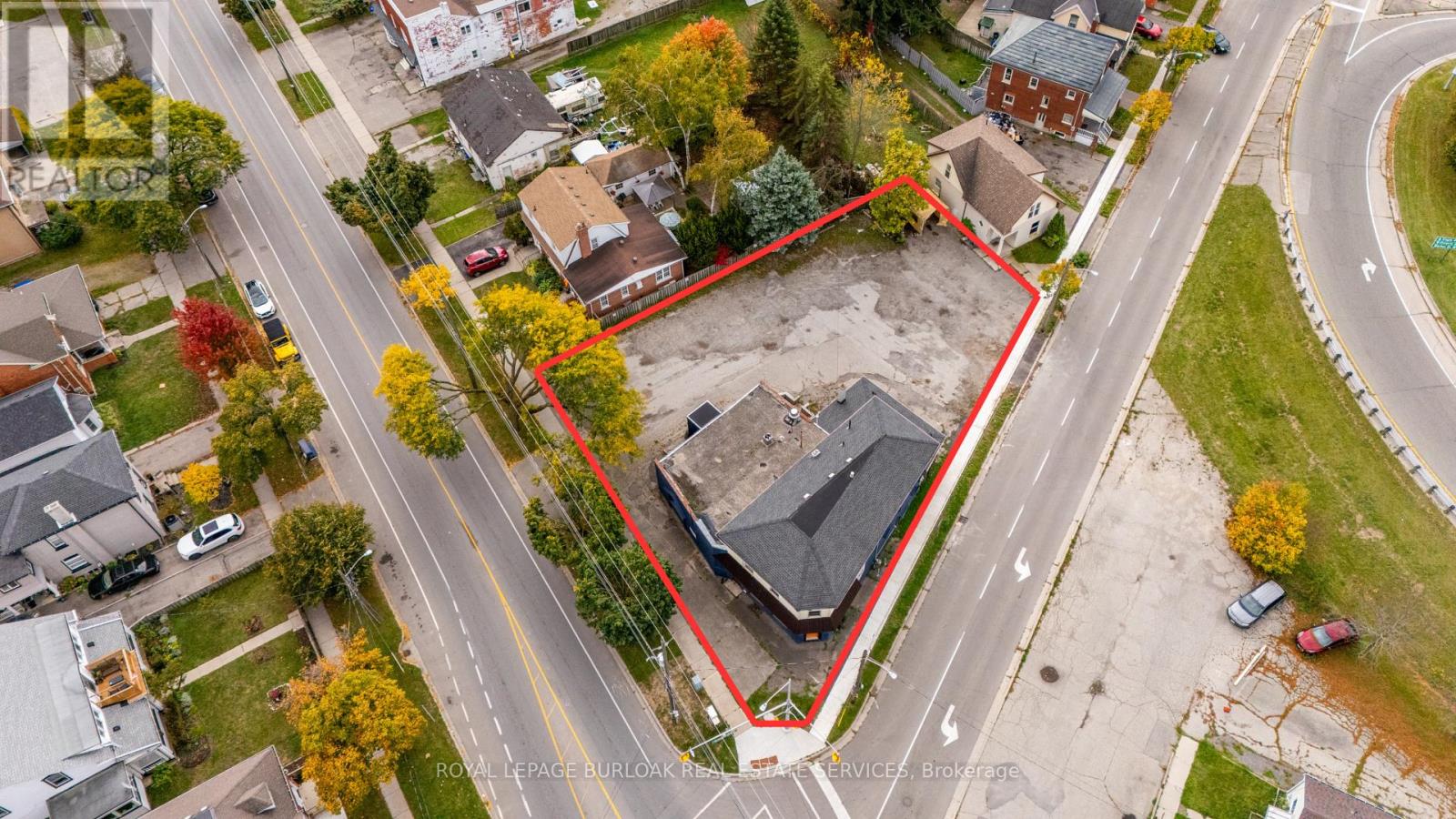 75-79 Erie Avenue, Brantford, ON photo 3