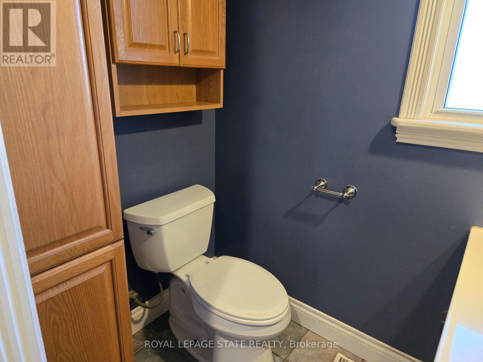 538 Main Street West, Grimsby, ON photo 15
