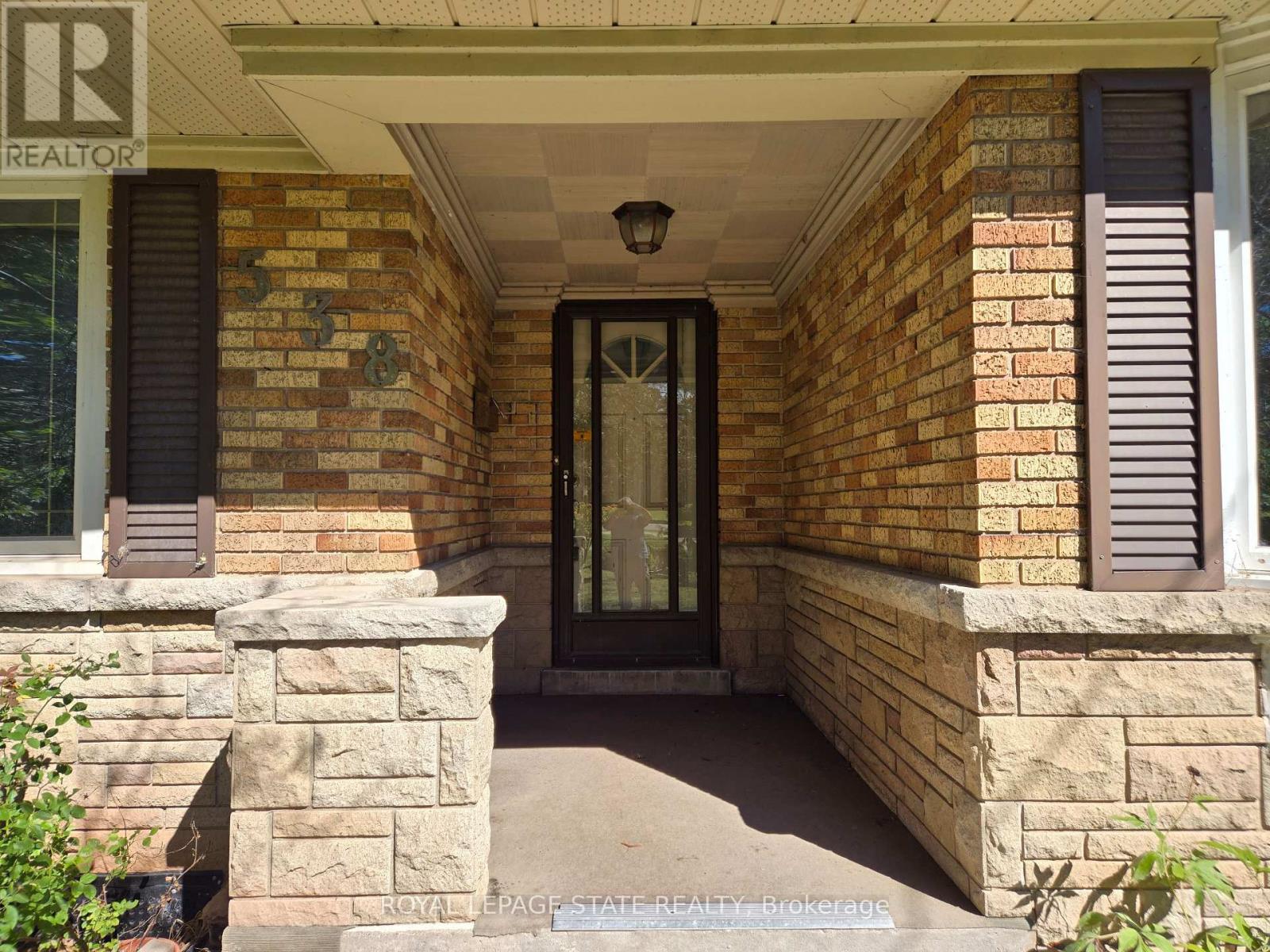 538 Main Street West, Grimsby, ON photo 31
