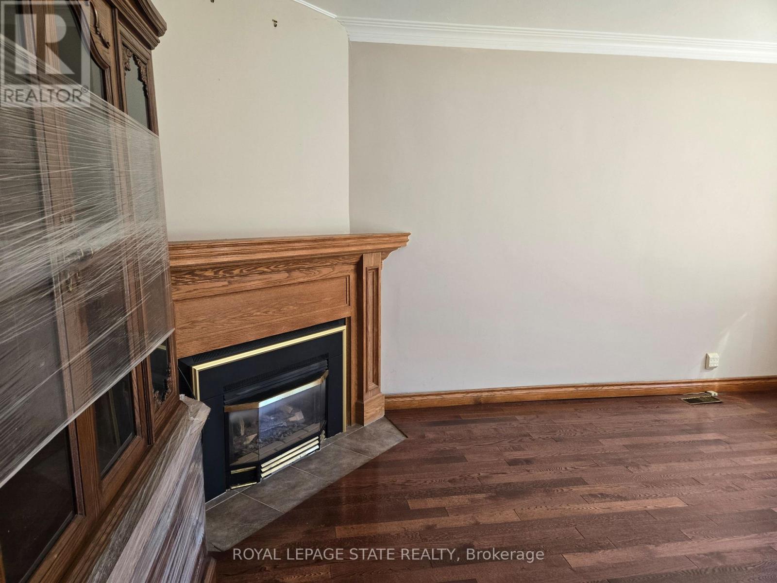 538 Main Street West, Grimsby, ON photo 6