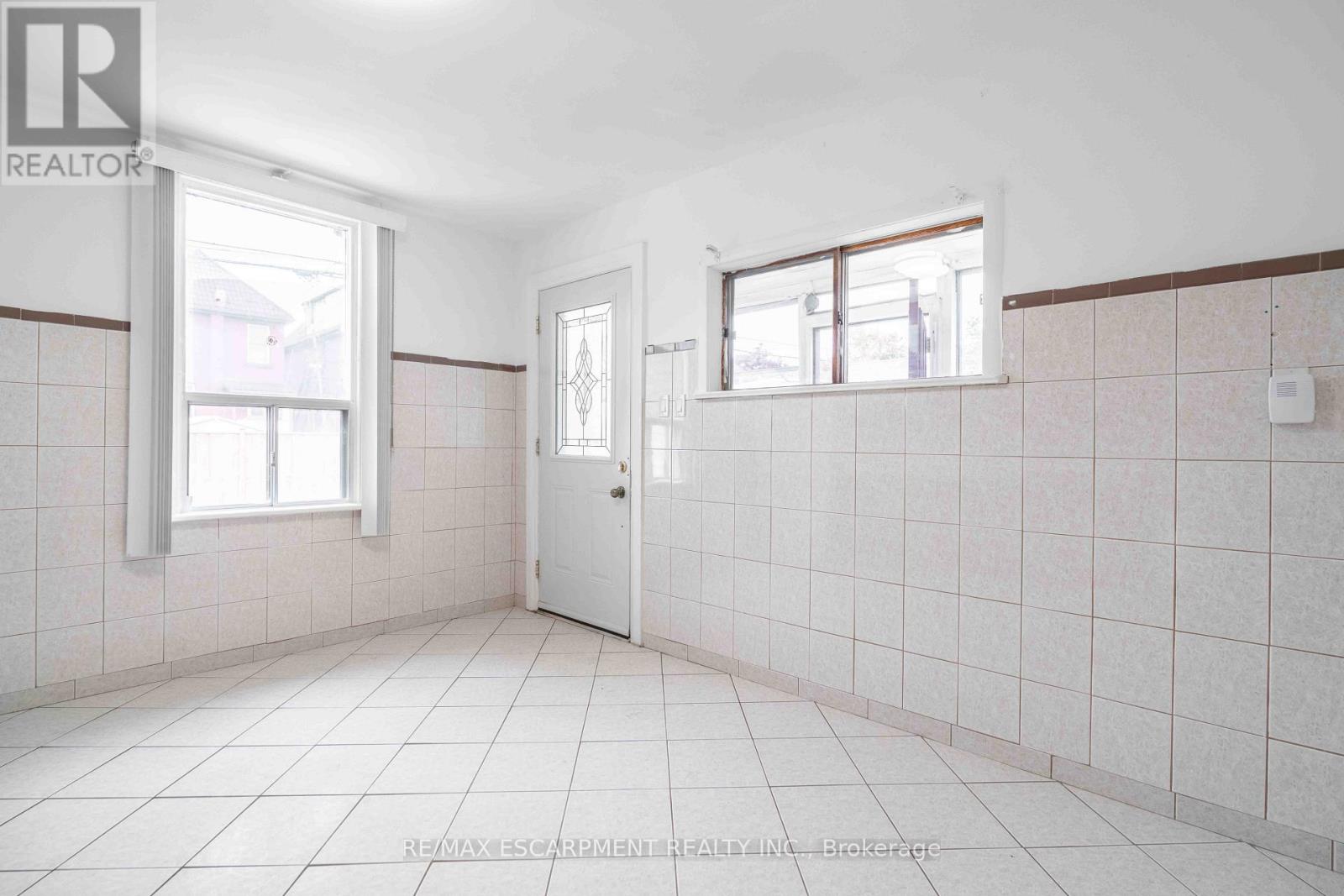 58 St. Matthews Avenue, Hamilton, ON photo 26