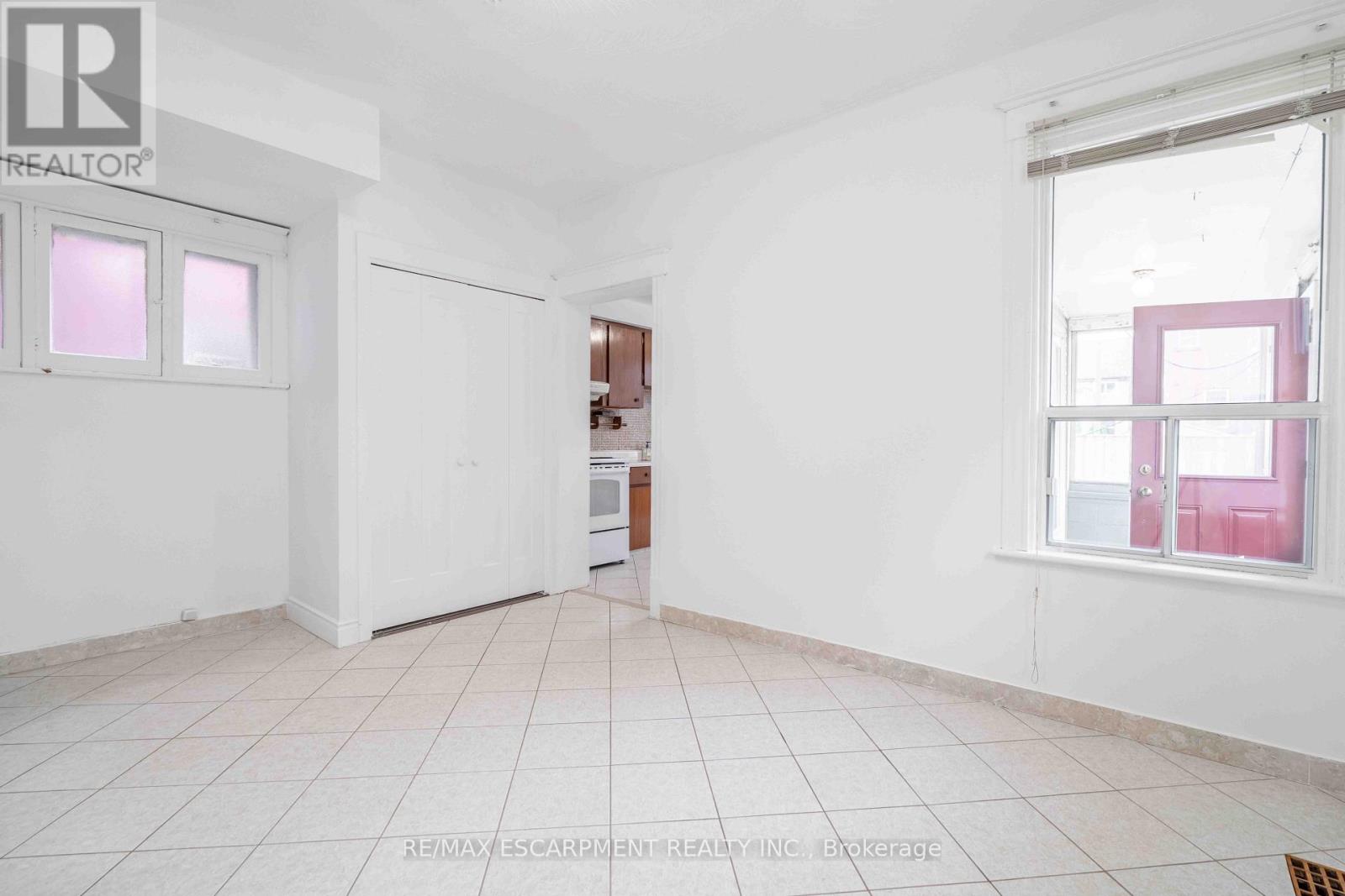 58 St. Matthews Avenue, Hamilton, ON photo 29