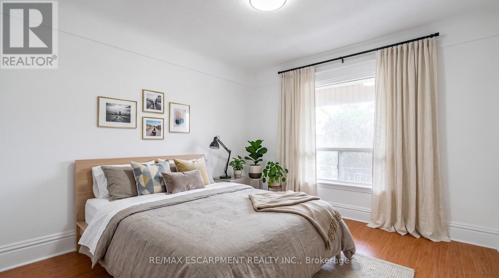 58 St. Matthews Avenue, Hamilton, ON photo 35