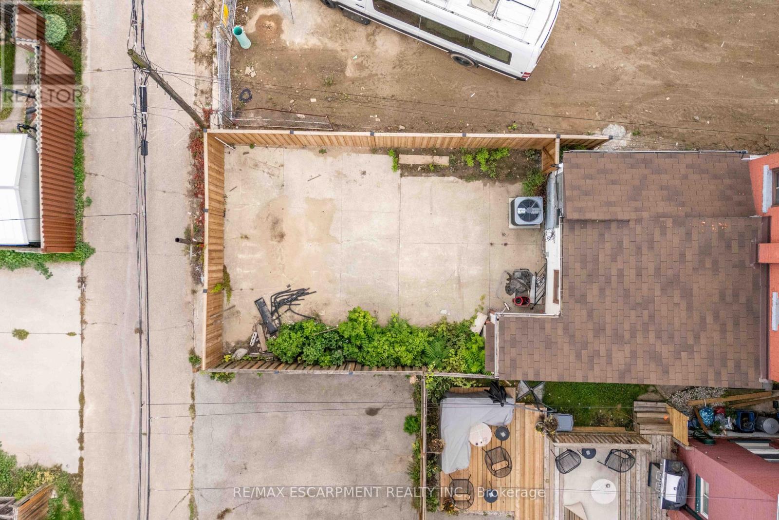 58 St. Matthews Avenue, Hamilton, ON photo 43