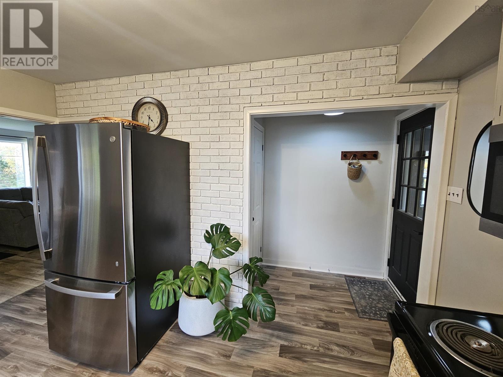 144 Truro Road - 21