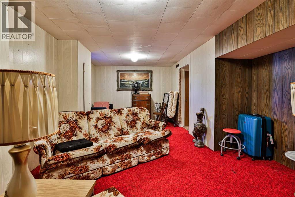 1256 10 Avenue N - 14