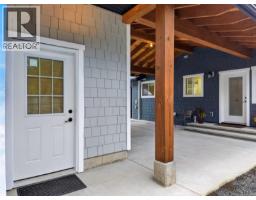 9500 Martin Park Dr, Black Creek, BC V9J1C4 Photo 17