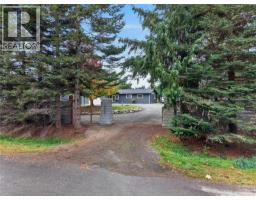 Kitchen - 9500 Martin Park Dr, Black Creek, BC V9J1C4 Photo 10