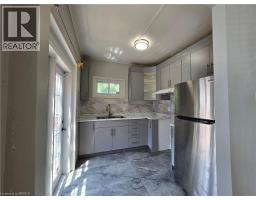 Mud room - 196 Wellington Street, Brantford, ON N3S3Z2 Photo 7