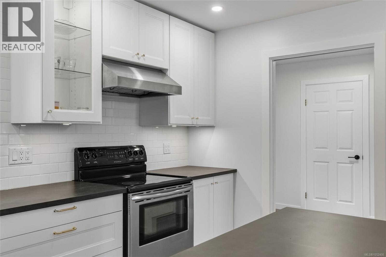 9500 Martin Park Dr - 56