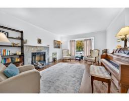 15276 95 Avenue, Surrey, BC V3R9C6 Photo 9