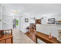15276 95 Avenue, Surrey, BC V3R9C6 Photo 7