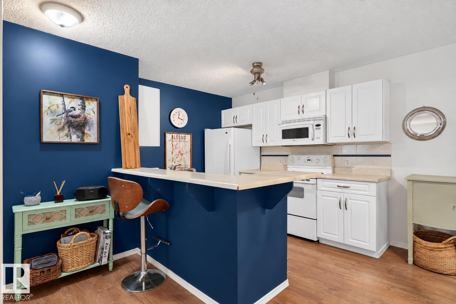 #104 – 5102 49 Avenue, Linsford Park — photo 8 of 30: Property photo