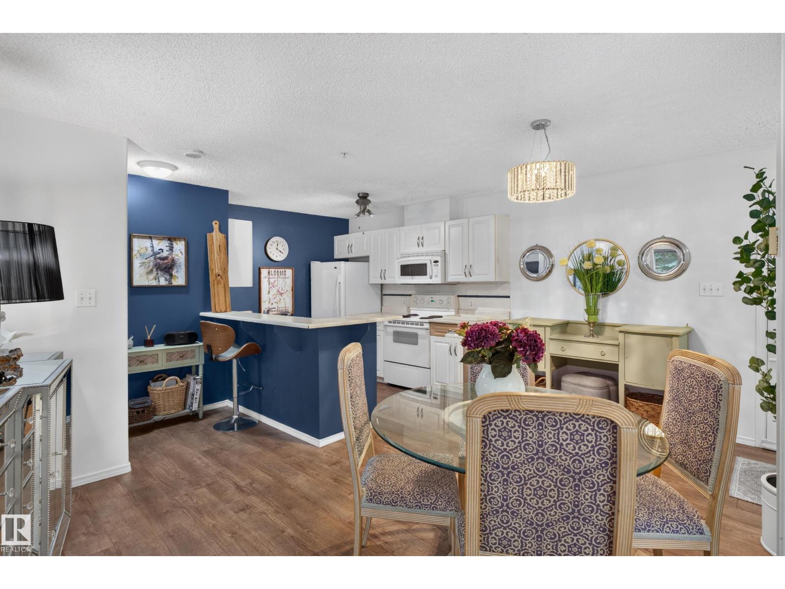 #104 – 5102 49 Avenue, Linsford Park — photo 14 of 30: Property photo