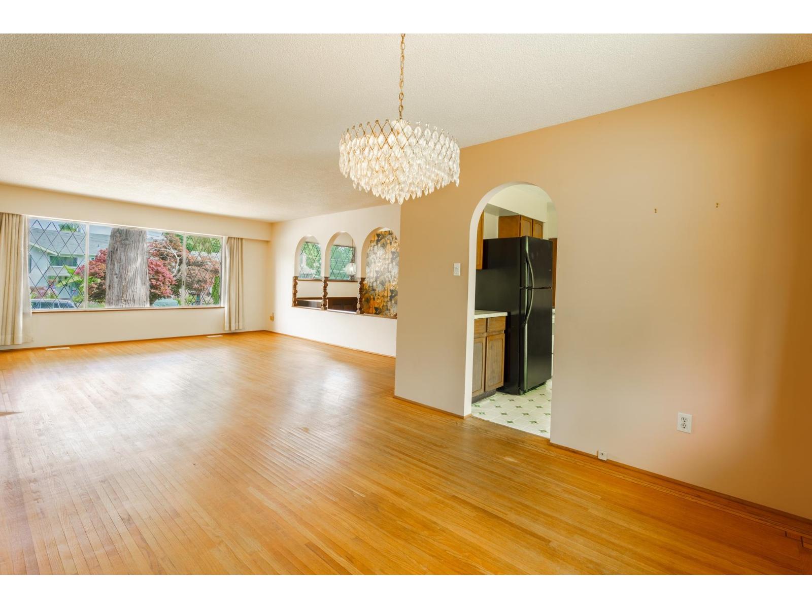 15732 GOGGS AVENUE — photo 5