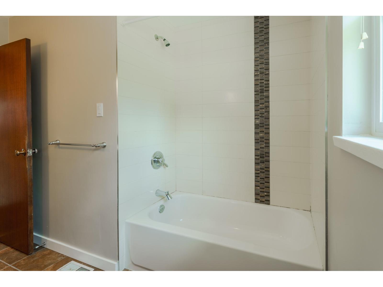 Photo of 15732 GOGGS AVENUE 20