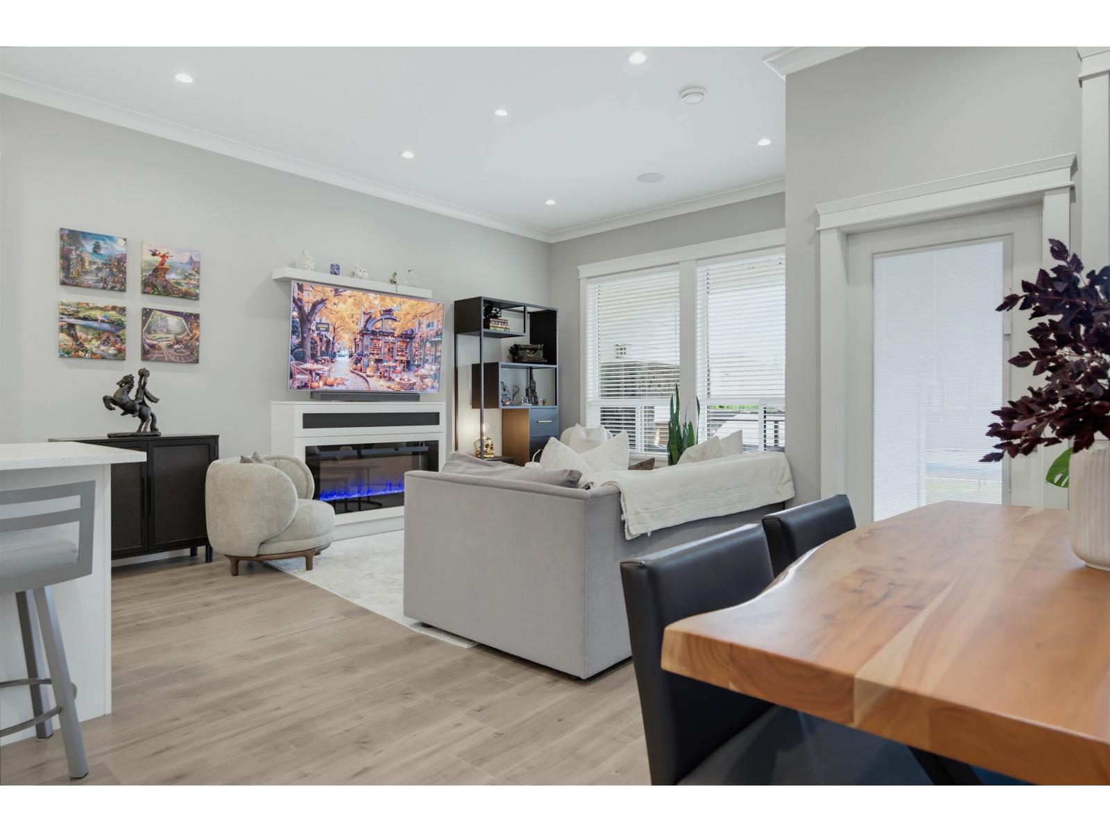 Photo of 16150 87 AVENUE 12